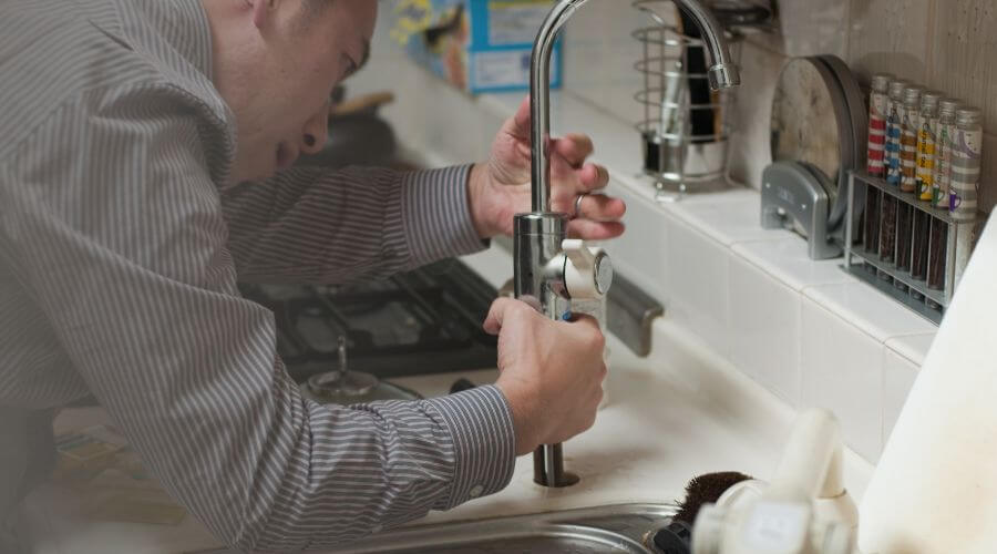Expert burst pipe repair services in Morton, IL